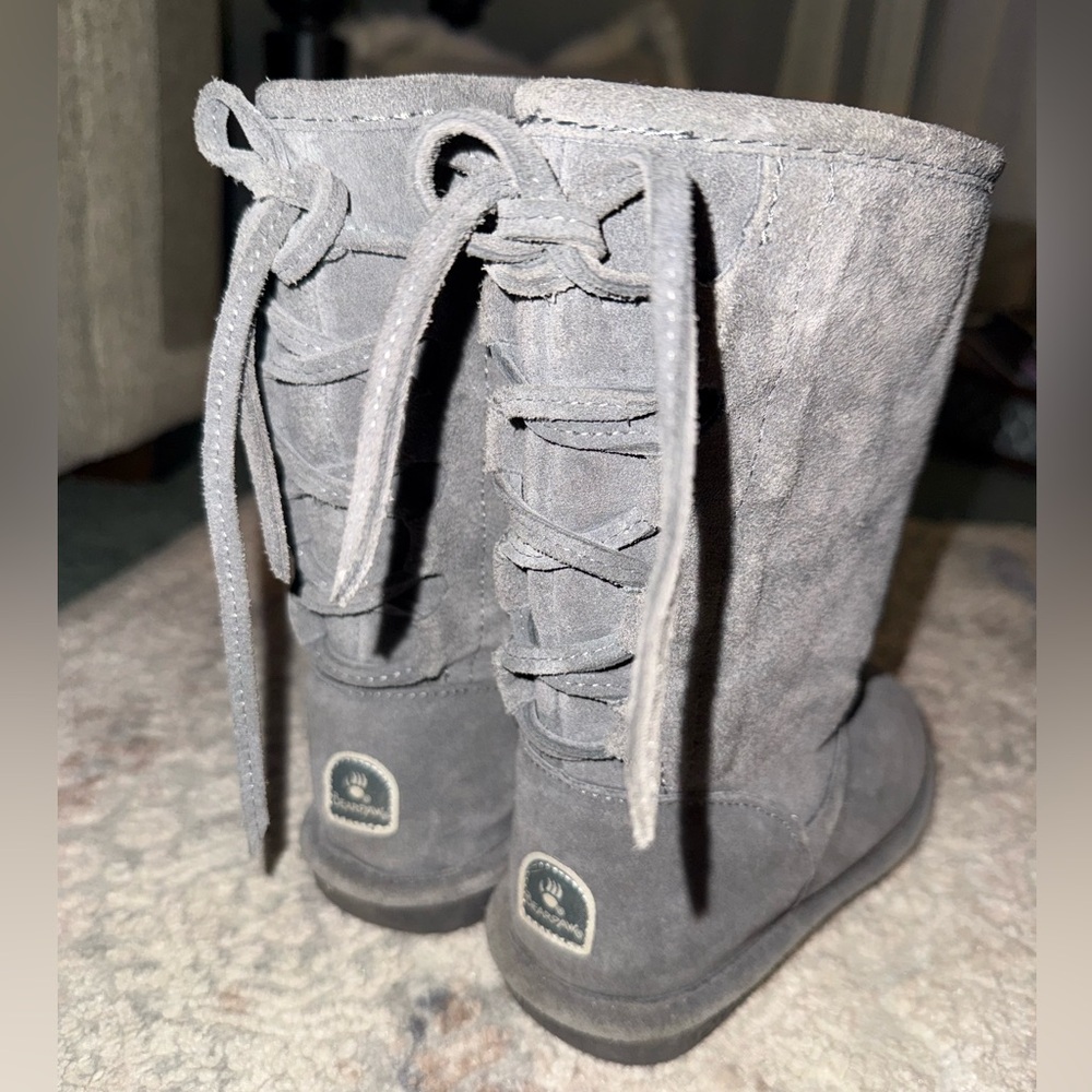Girls size 2 gray Bearpaw boots